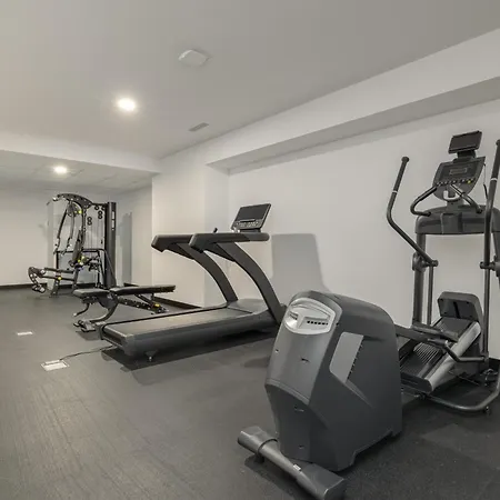 Nowoczesny I Elegancki A212 Z Balkonem I Parkingiem By Renters ミエンジズドロイェ