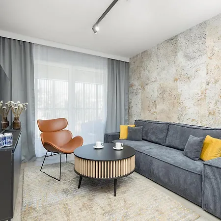 Nowoczesny I Elegancki A212 Z Balkonem I Parkingiem By Renters アパート ミエンジズドロイェ