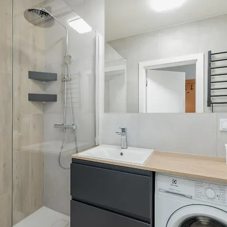 Appartement Nowoczesny I Elegancki A212 Z Balkonem I Parkingiem By Renters *
